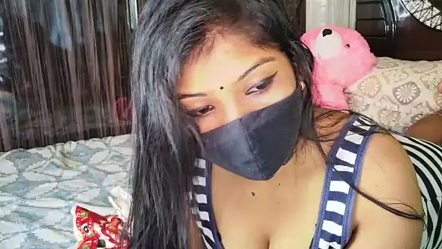 sexyhoney27 online show from October 7, 2025, 7:38 am