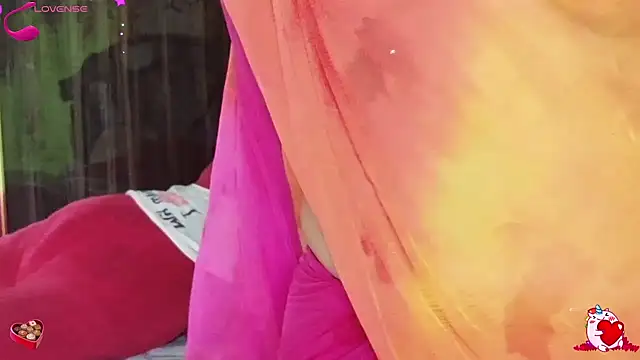 sexyhoney27 online show from November 23, 2025, 9:42 am