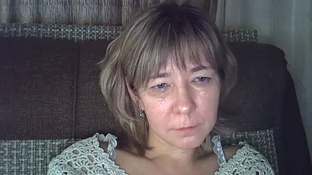 EllaJohnsonX online show from January 18, 2025, 6:43 pm