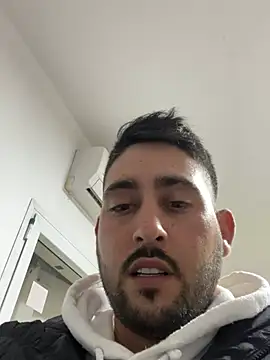 luffykingofpirets online show from January 8, 2025, 5:48 pm