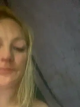 kayNkris online show from June 2, 2026, 1:18 am
