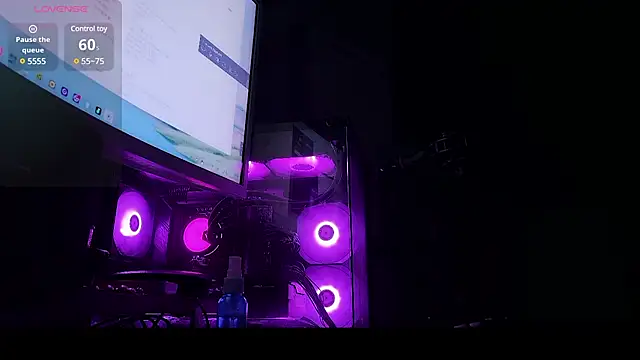 Yu UwU  online show from December 29, 2024, 12:34 pm