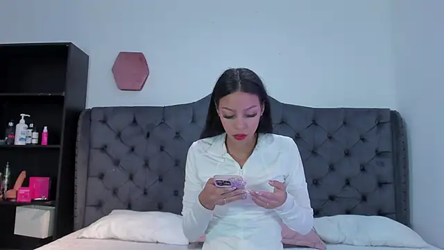 two milkyway online show from March 9, 2026, 12:20 pm