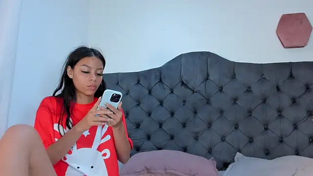 two milkyway online show from March 26, 2026, 12:22 pm