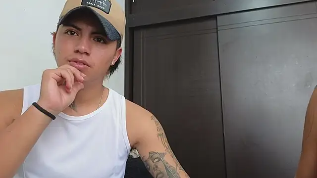 Thiago x Sahara online show from February 25, 2025, 2:54 pm