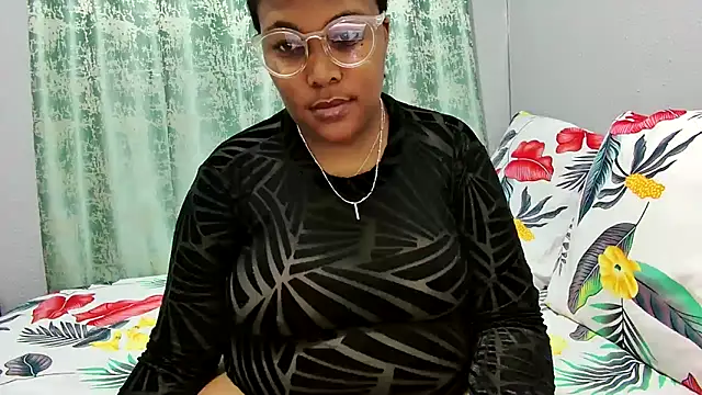 Teassa90 online show from September 25, 2025, 7:28 pm