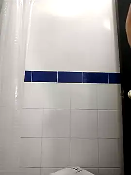 Mia WAll online show from December 23, 2024, 10:55 pm