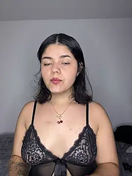 pretty angela1 online show from March 16, 2025, 2:21 am