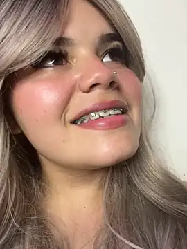 pretty angela1 online show from October 31, 2025, 3:51 am