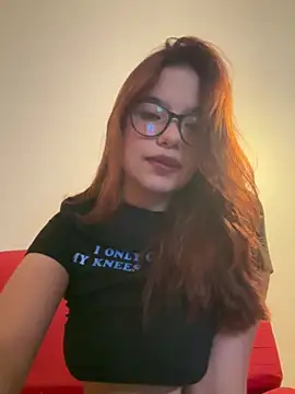 EmiF26 online show from January 6, 2025, 3:31 am