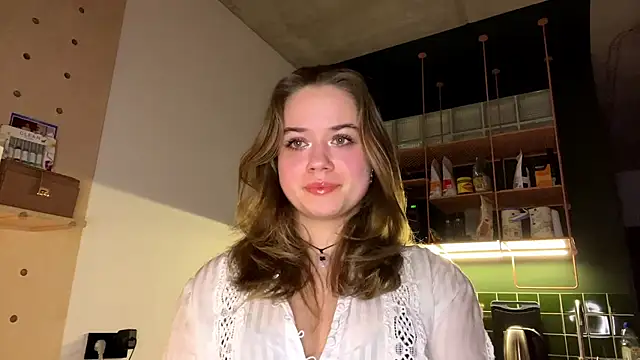 RoxyStar17 online show from January 29, 2025, 8:25 pm