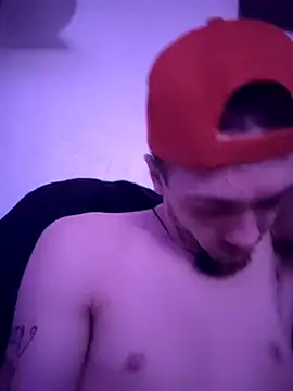 Snapshot of charmingHWC chatting on February 1, 2025, 7:47 am charmingHWC online show from February 1, 2025, 7:47 am