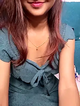 Snapshot of Hott-Rehana chatting on October 12, 2025, 5:01 pm Hott-Rehana online show from October 12, 2025, 5:01 pm