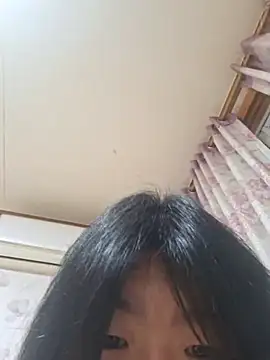 Lee0613 online show from December 24, 2024, 6:17 pm