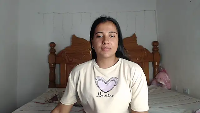 Snapshot of Coral0403 chatting on January 29, 2025, 7:32 pm Coral0403 online show from January 29, 2025, 7:32 pm
