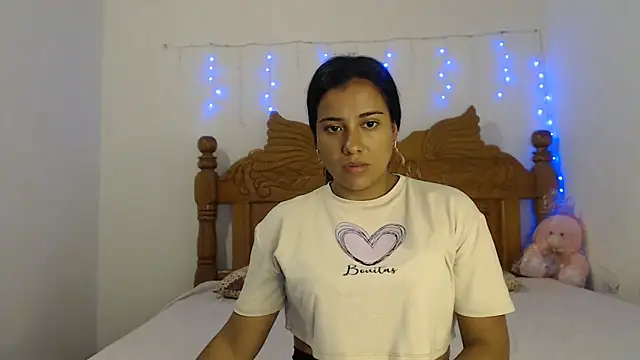 Snapshot of Coral0403 chatting on February 1, 2025, 7:34 pm Coral0403 online show from February 1, 2025, 7:34 pm