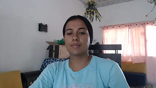Snapshot of Coral0403 chatting on March 12, 2025, 8:10 pm Coral0403 online show from March 12, 2025, 8:10 pm