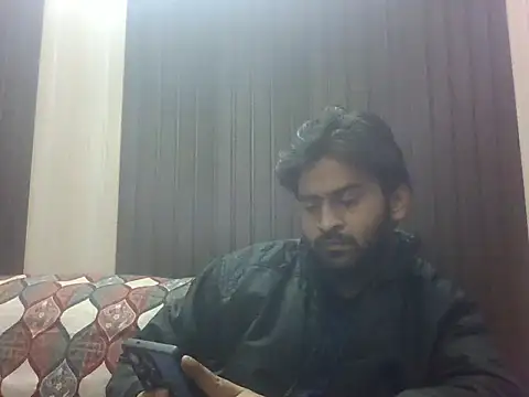 indihotguy online show from December 2, 2025, 10:31 am