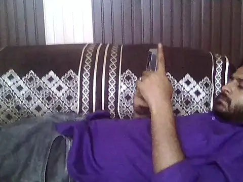 Snapshot of indihotguy chatting on April 18, 2026, 8:09 pm indihotguy online show from April 18, 2026, 8:09 pm