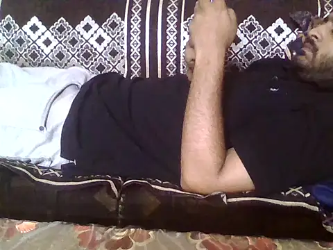 Snapshot of indihotguy chatting on May 6, 2026, 1:36 am indihotguy online show from May 6, 2026, 1:36 am