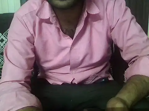 Snapshot of indihotguy chatting on May 10, 2026, 8:14 pm indihotguy online show from May 10, 2026, 8:14 pm