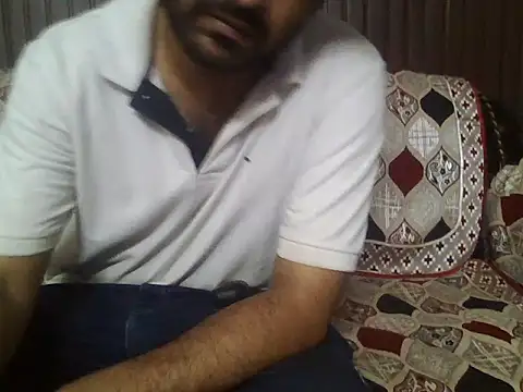 Snapshot of indihotguy chatting on May 25, 2026, 3:29 pm indihotguy online show from May 25, 2026, 3:29 pm