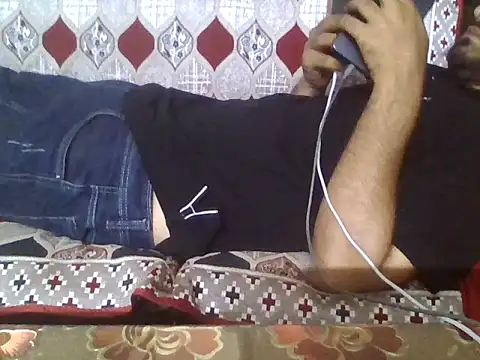 Snapshot of indihotguy chatting on May 31, 2026, 6:20 pm indihotguy online show from May 31, 2026, 6:20 pm