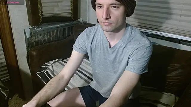 Snapshot of feelingverynaughty chatting on February 8, 2026, 5:27 pm feelingverynaughty online show from February 8, 2026, 5:27 pm