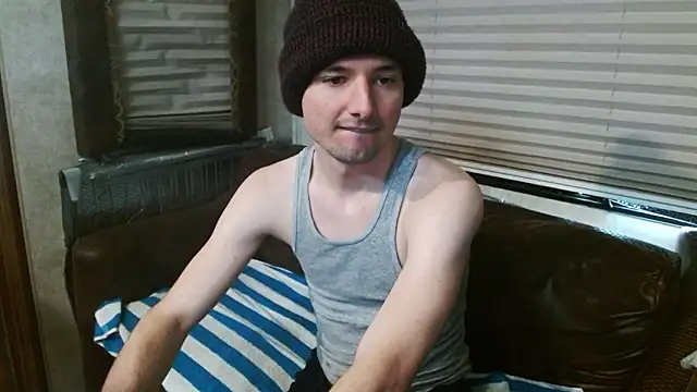 Snapshot of feelingverynaughty chatting on February 18, 2026, 5:09 pm feelingverynaughty online show from February 18, 2026, 5:09 pm