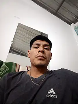 elmazitogrande online show from February 8, 2025, 2:36 am