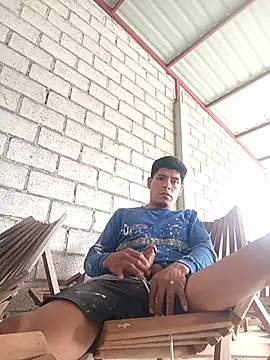 elmazitogrande online show from October 3, 2025, 5:43 pm