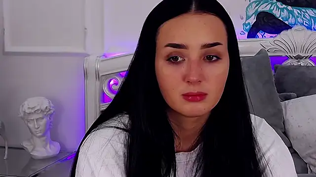 KimKhallifa online show from January 4, 2025, 7:13 am