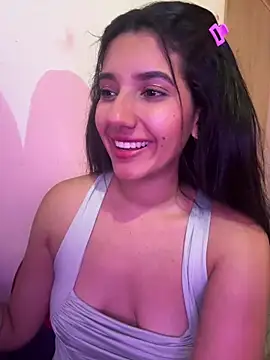 Snapshot of emmariders2 chatting on October 16, 2025, 2:07 pm emmariders2 online show from October 16, 2025, 2:07 pm