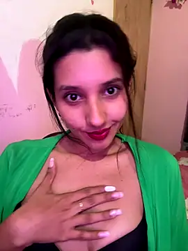 Snapshot of emmariders2 chatting on October 19, 2025, 7:36 pm emmariders2 online show from October 19, 2025, 7:36 pm