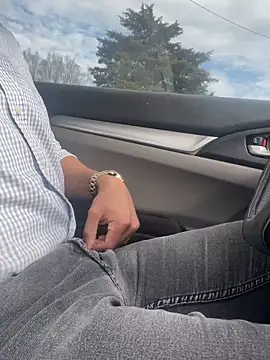 MrLatinKing online show from December 26, 2024, 5:19 pm