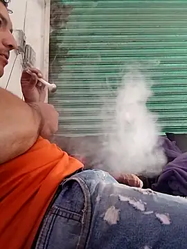 chinoxxx online show from March 28, 2026, 11:26 pm