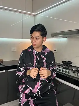 Maxi little online show from September 12, 2025, 12:22 am