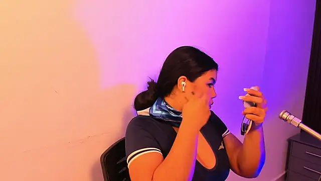 Geabloom online show from September 27, 2025, 11:37 am