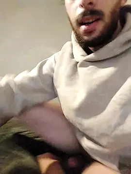 Levi Latino online show from September 16, 2025, 5:25 pm