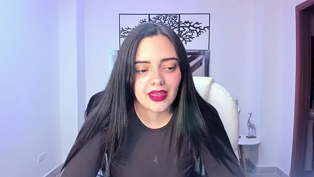 amelia cherry online show from October 31, 2025, 11:44 am