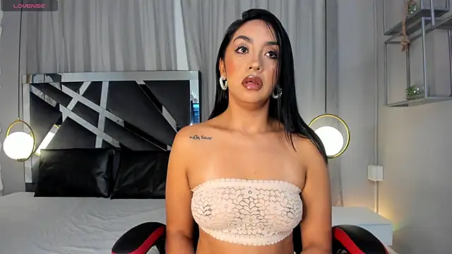 MAGIC AURORAA online show from January 11, 2025, 11:23 am