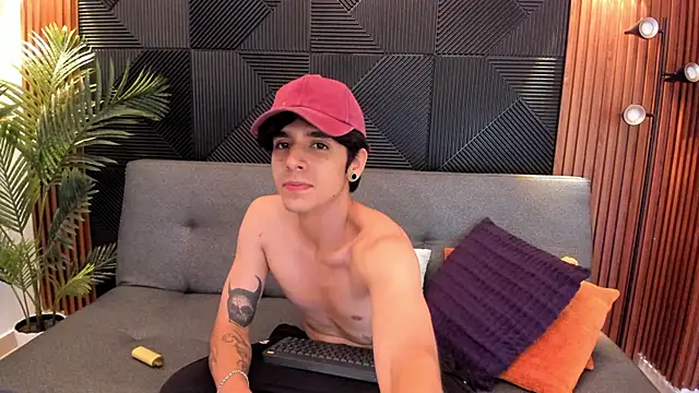 saul novak online show from January 2, 2025, 11:49 pm