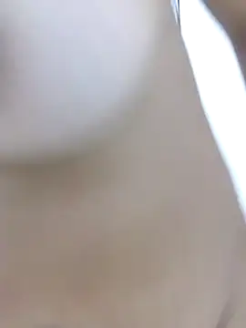 Brendabluee online show from January 21, 2025, 1:29 am