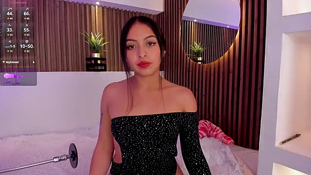 Snapshot of Camila_dupont chatting on February 12, 2025, 12:16 am Camila dupont online show from February 12, 2025, 12:16 am