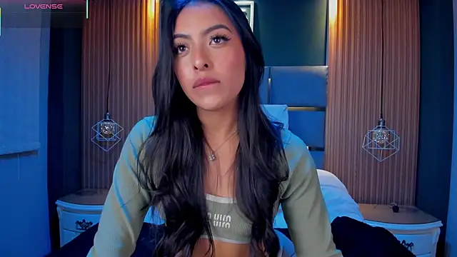 Snapshot of Camila_dupont chatting on September 12, 2025, 3:50 am Camila dupont online show from September 12, 2025, 3:50 am