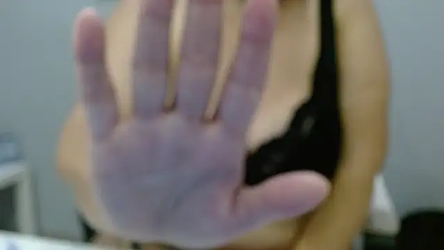 Betty2u online show from November 13, 2025, 9:19 am