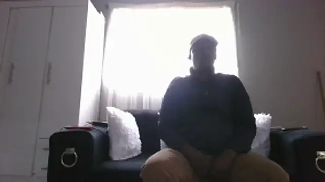 Snapshot of ThamiXX chatting on November 17, 2025, 1:17 pm ThamiXX online show from November 17, 2025, 1:17 pm