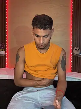 Snapshot of Evans777_ chatting on January 18, 2025, 6:32 pm Evans777 online show from January 18, 2025, 6:32 pm