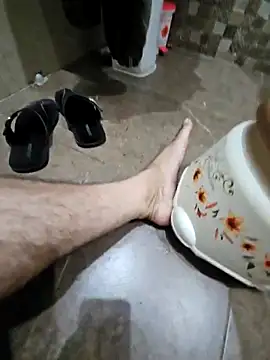 Snapshot of pyasevickybabu563 chatting on March 11, 2025, 6:43 am pyasevickybabu563 online show from March 11, 2025, 6:43 am