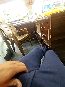 Snapshot of pyasevickybabu563 chatting on November 25, 2025, 10:26 am pyasevickybabu563 online show from November 25, 2025, 10:26 am